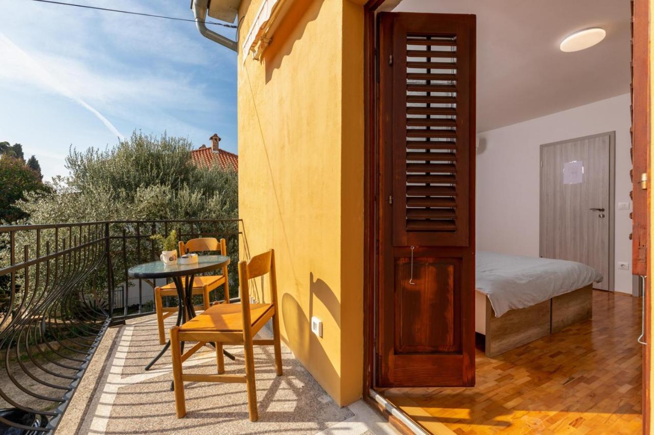 Rovinj City Studios Bagian luar foto